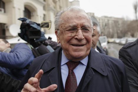 Spitalul SRI: Ion Iliescu are cancer pulmonar. Fostul președinte este internat la Terapie Intensivă